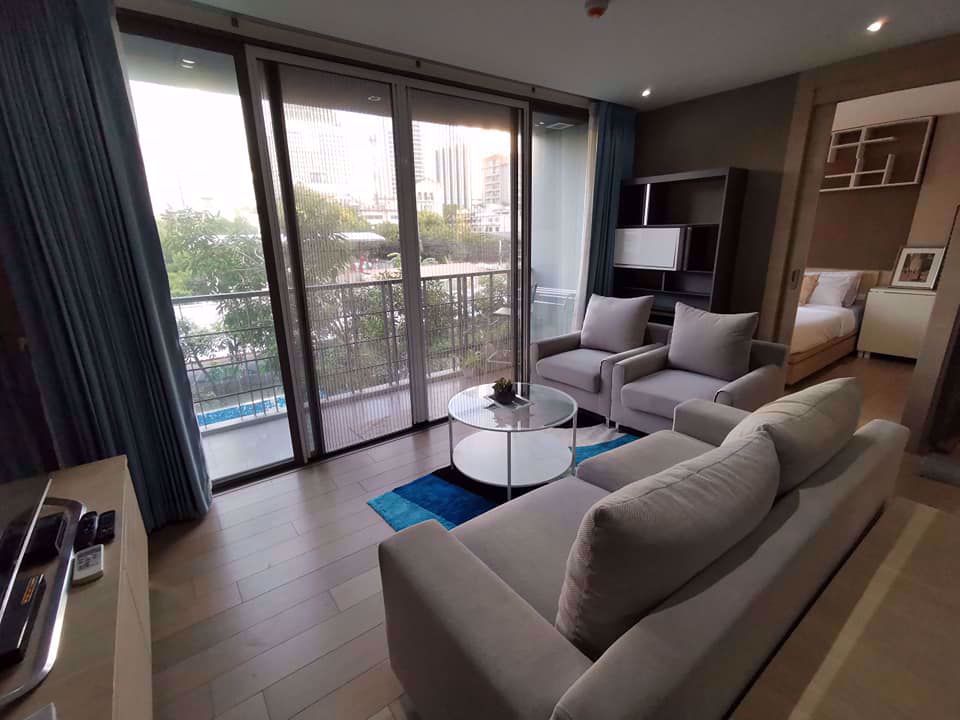 2 bedrooms Condo in Bang Rak, Thailand No. 10456