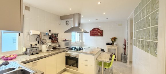 4 bedrooms Penthouse in Marbella, Spain No. 146949 4