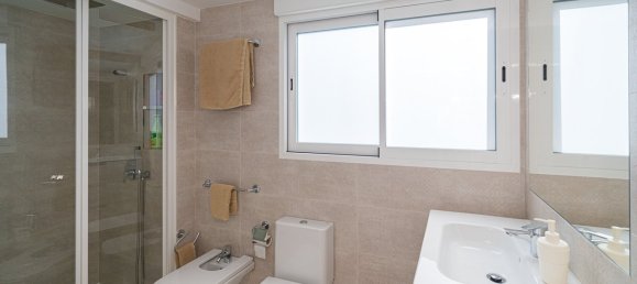 2 bedrooms Apartment in Benidorm, Spain No. 4024 28