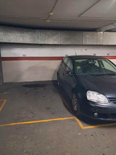 Garage à Eixample, Spain No. 169246