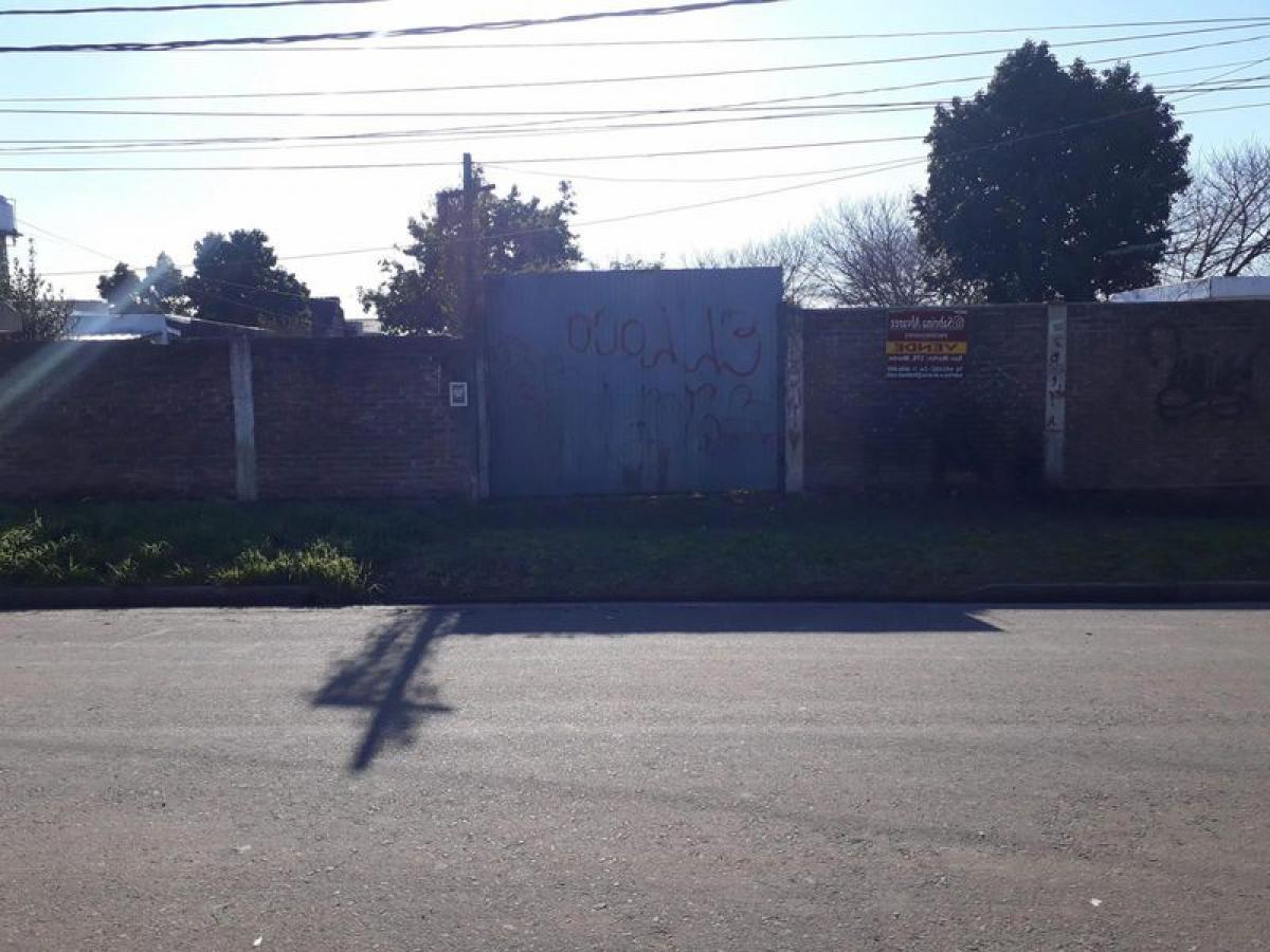  Land in Moron, Argentina No. 121268