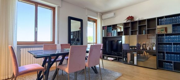 5 bedrooms Apartment in Matera, Italy No. 370052 2