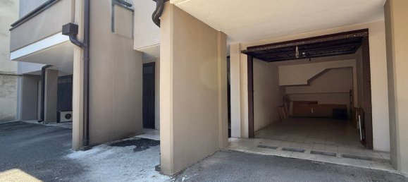 5 bedrooms Apartment in Matera, Italy No. 370052 32