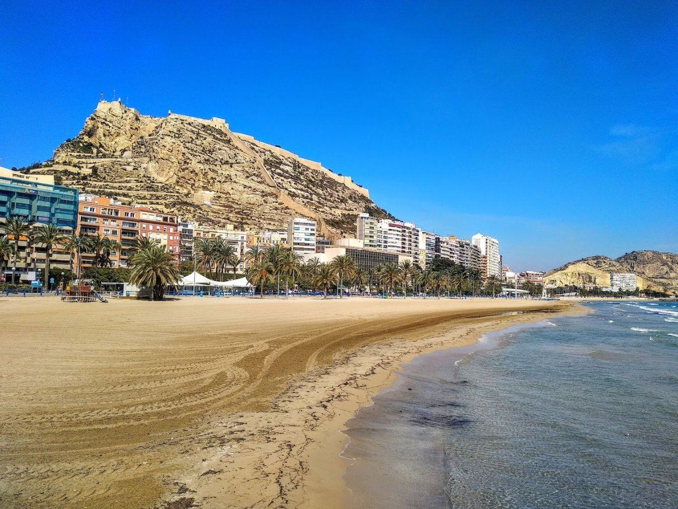2 bedrooms Apartment in Alicante, Spain No. 157799