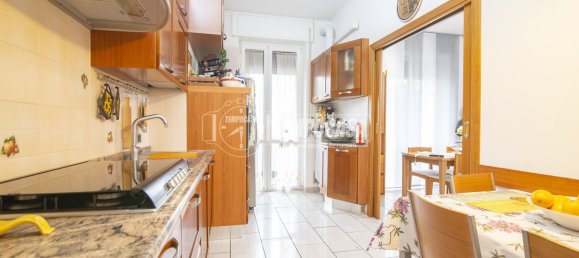 1 chambre Appartement à Sesto San Giovanni, Italy No. 48274 14