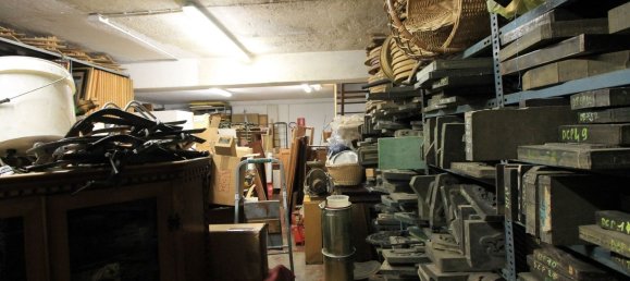 291m² Commercial property in Mariano Comense, Italy No. 333721 22