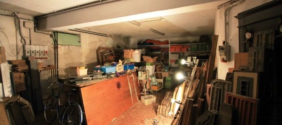 291m² Commercial property in Mariano Comense, Italy No. 333721 33