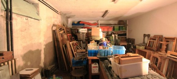 291m² Commercial property in Mariano Comense, Italy No. 333721 38