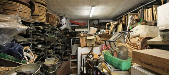 291m² Commercial property in Mariano Comense, Italy No. 333721 21