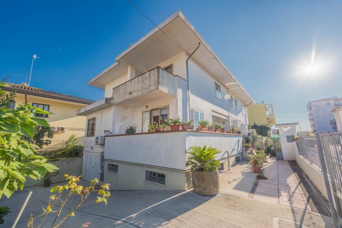 3 Schlafzimmer Haus in Chioggia, Italy, Nr. 291127