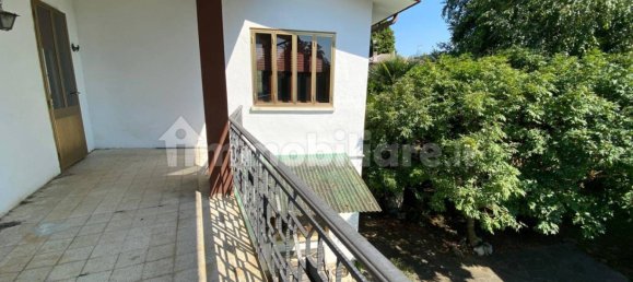 Villa T3 em Udine, Italy N.º 338727 11