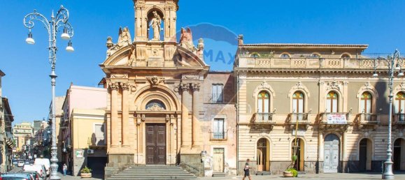 4 bedrooms Apartment in Biancavilla, Italy No. 371628 2