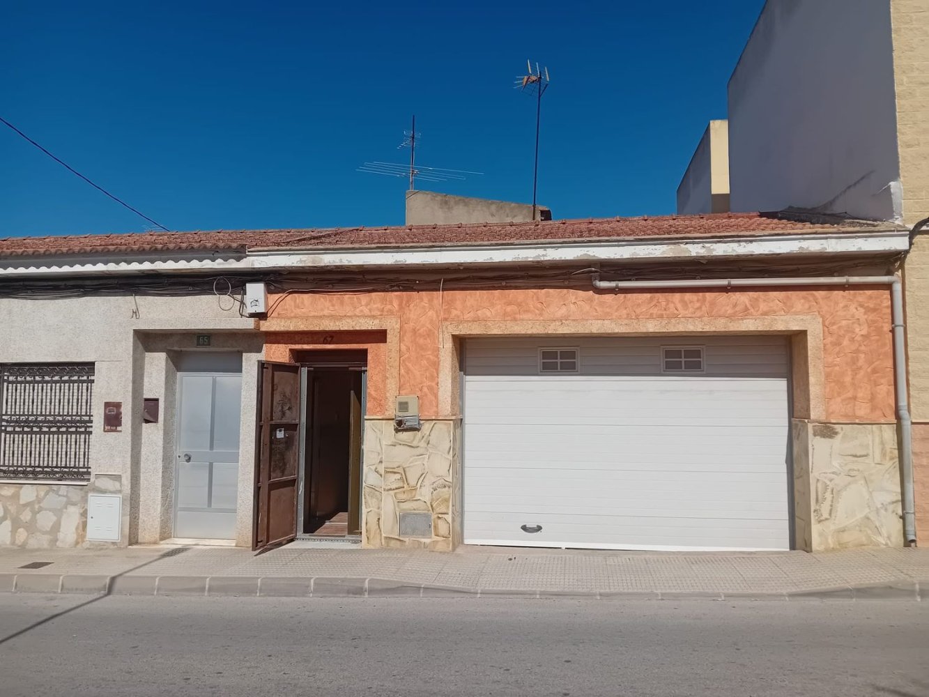 Таунхаус с 3 спальнями в Рохалес, Испания № 256158