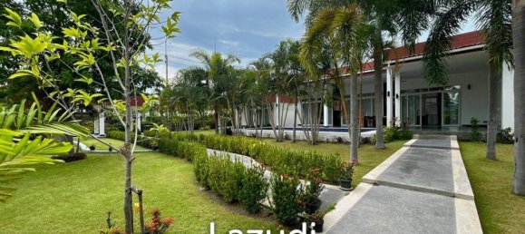 4 bedrooms Villa in Hua Hin, Thailand No. 17011 4