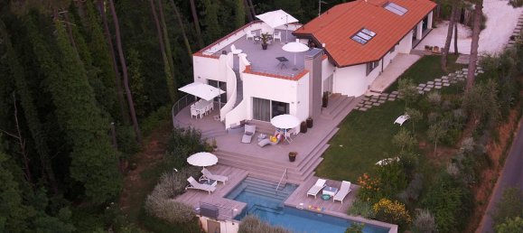 Вилла с 4 спальнями в Камайоре, Италия № 186 4