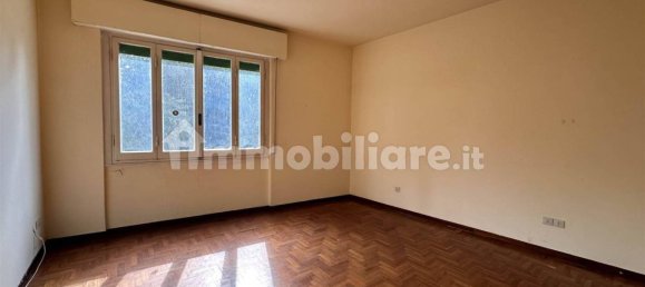 2 bedrooms Apartment in Florence, Italy No. 181803 3