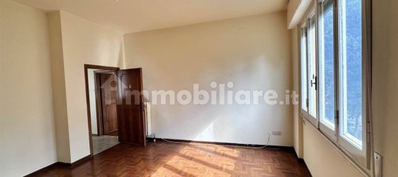 2 bedrooms Apartment in Florence, Italy No. 181803 8