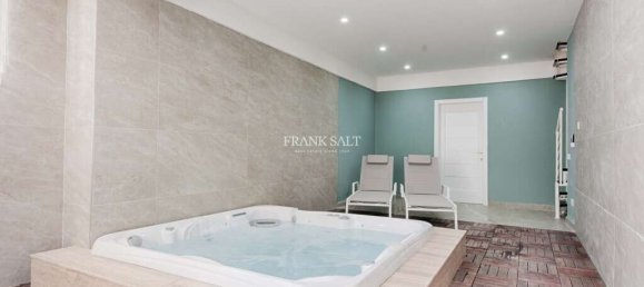 3 bedrooms House in Xaghra, Malta No. 5705 12