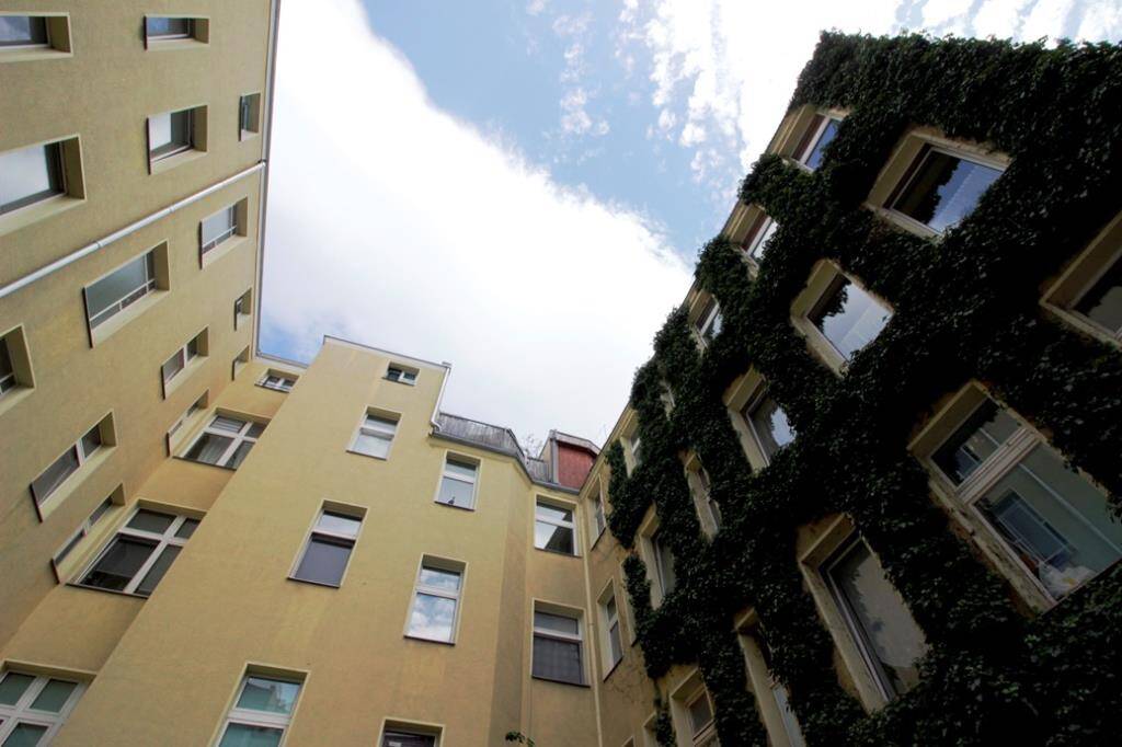 Квартира с 2 комнатами в Вильгельмштадт, Германия № 21135