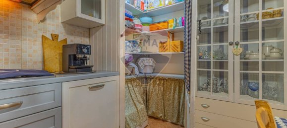 6 bedrooms Villa in Tissi, Italy No. 381166 49