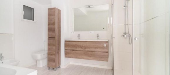 Apartamento de 4 dormitorios en Mallorca, Spain No. 14112 6
