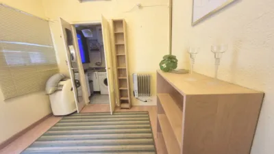 2 غرف نوم شقة في Cuatro Caminos, Spain رقم 178776