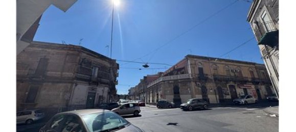 2-salle Propriété commerciale à Catania, Italy No. 308554 8