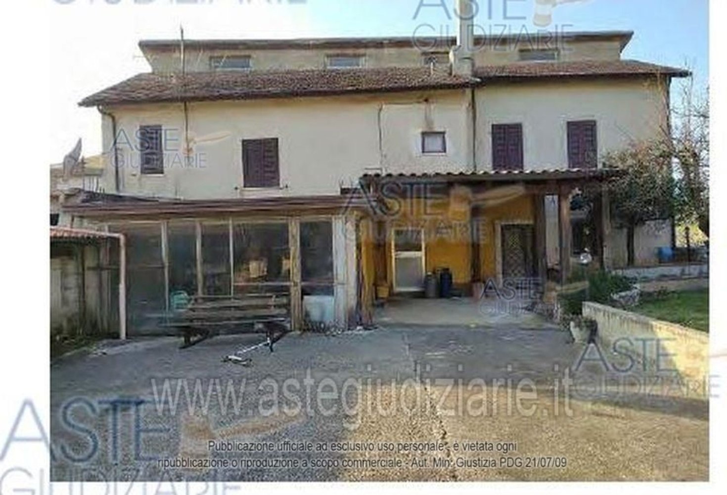 13 rooms Apartment in Gioia Sannitica, Italy No. 93374