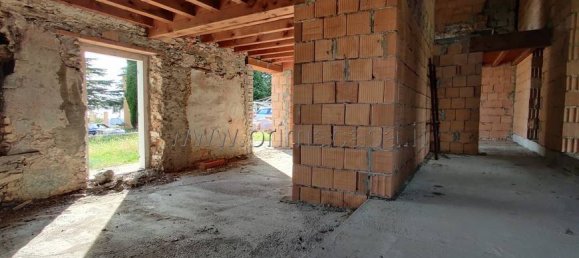 4 Schlafzimmer Haus in Fumane, Italy, Nr. 373401 15