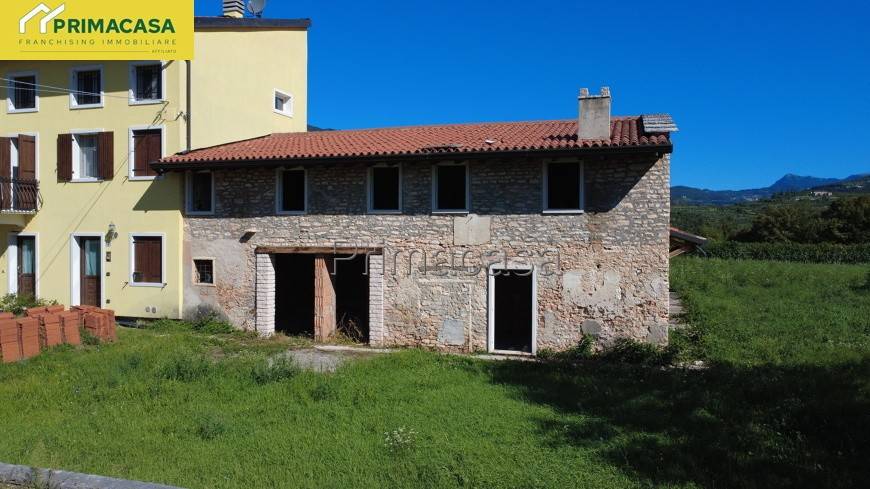 4 Schlafzimmer Haus in Fumane, Italy, Nr. 373401