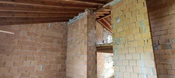 4 Schlafzimmer Haus in Fumane, Italy, Nr. 373401 18