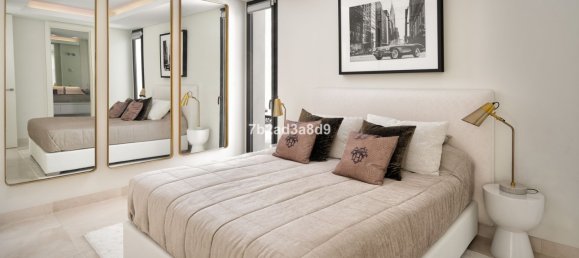 5 bedrooms Villa in Marbella, Spain No. 145519 28