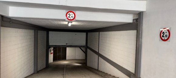 18m² Garage in Milan, Italy No. 258805 18
