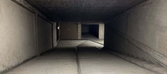 18m² Garage in Milan, Italy No. 258805 8