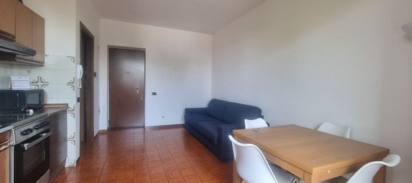 2 rooms Penthouse in Cerro Maggiore, Italy No. 268890 8