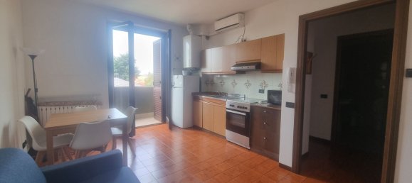 2 rooms Penthouse in Cerro Maggiore, Italy No. 268890 6