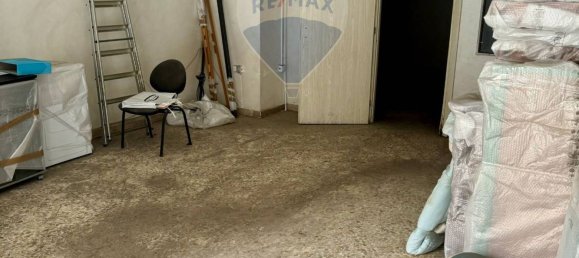 Imóvel comercial de 4 divisões em Bari, Italy N.º 52968 2