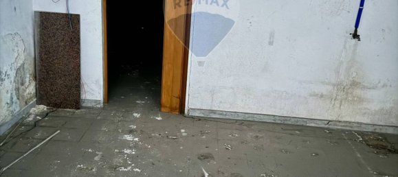 Imóvel comercial de 4 divisões em Bari, Italy N.º 52968 17