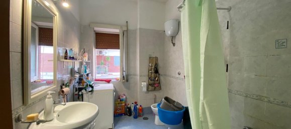 4 bedrooms Apartment in Naples, Italy No. 325209 9