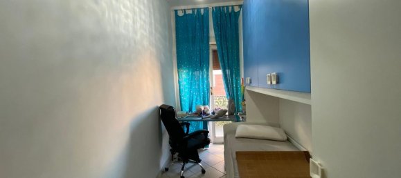 4 bedrooms Apartment in Naples, Italy No. 325209 10