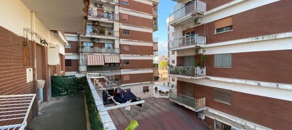 4 bedrooms Apartment in Naples, Italy No. 325209 13