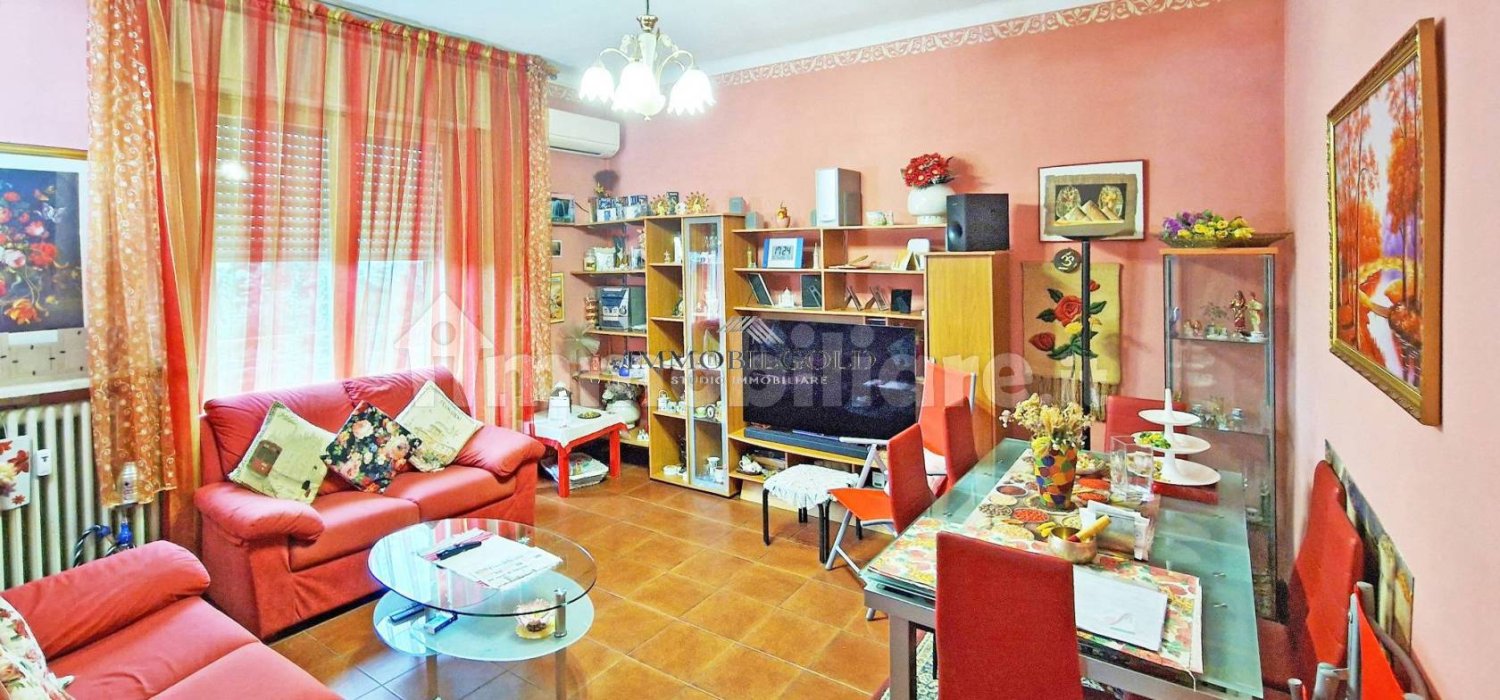 Квартира с 2 спальнями в Аббиатеграссо, Италия № 389042