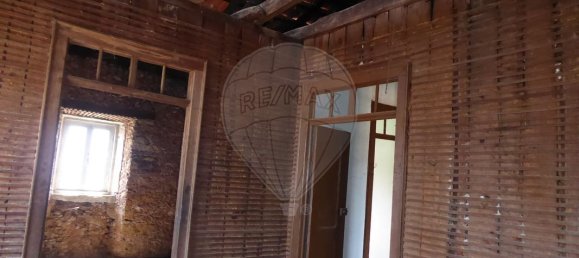 4 bedrooms House in Aguda, Portugal No. 16172 16