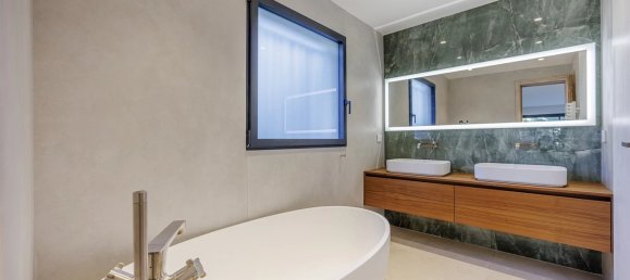 Villa de 3 dormitorios en Roquebrune-Cap-Martin, France No. 1601 11