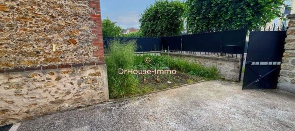 3 bedrooms Townhouse in Gretz-Armainvilliers, France No. 168887 5