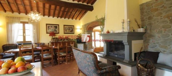 4 bedrooms House in Capannori, Italy No. 10910 7