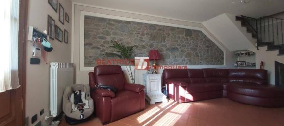 4 bedrooms House in Capannori, Italy No. 10910 5