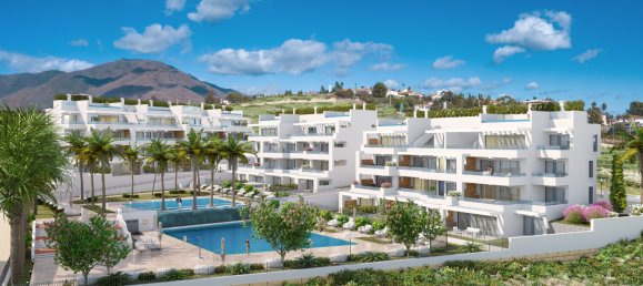 3 bedrooms Penthouse in Estepona, Spain No. 4590 2