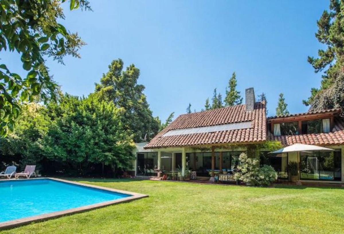 3 bedrooms House in Santiago, Chile No. 1462