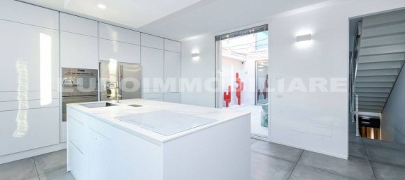 Villa de 2 dormitorios en Brescia, Italy No. 107394 7